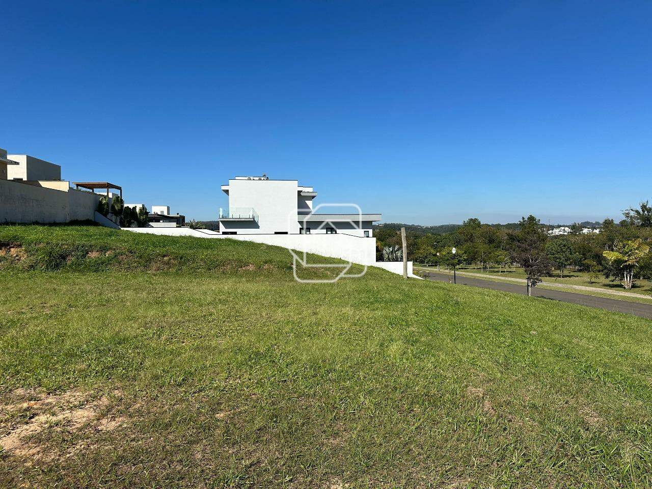 Terreno à venda em Itu - SP - Condomínio Villas do Golfe: