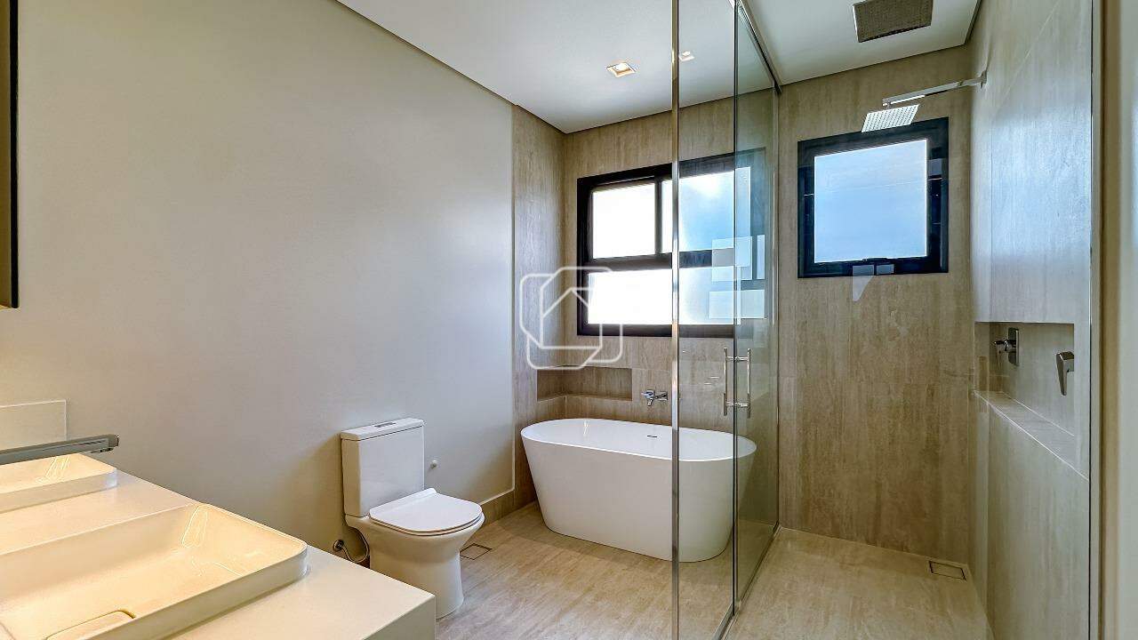 Casa de Condomínio à venda em Indaiatuba - SP - Jardim Residencial Santa Clara: Banheiro