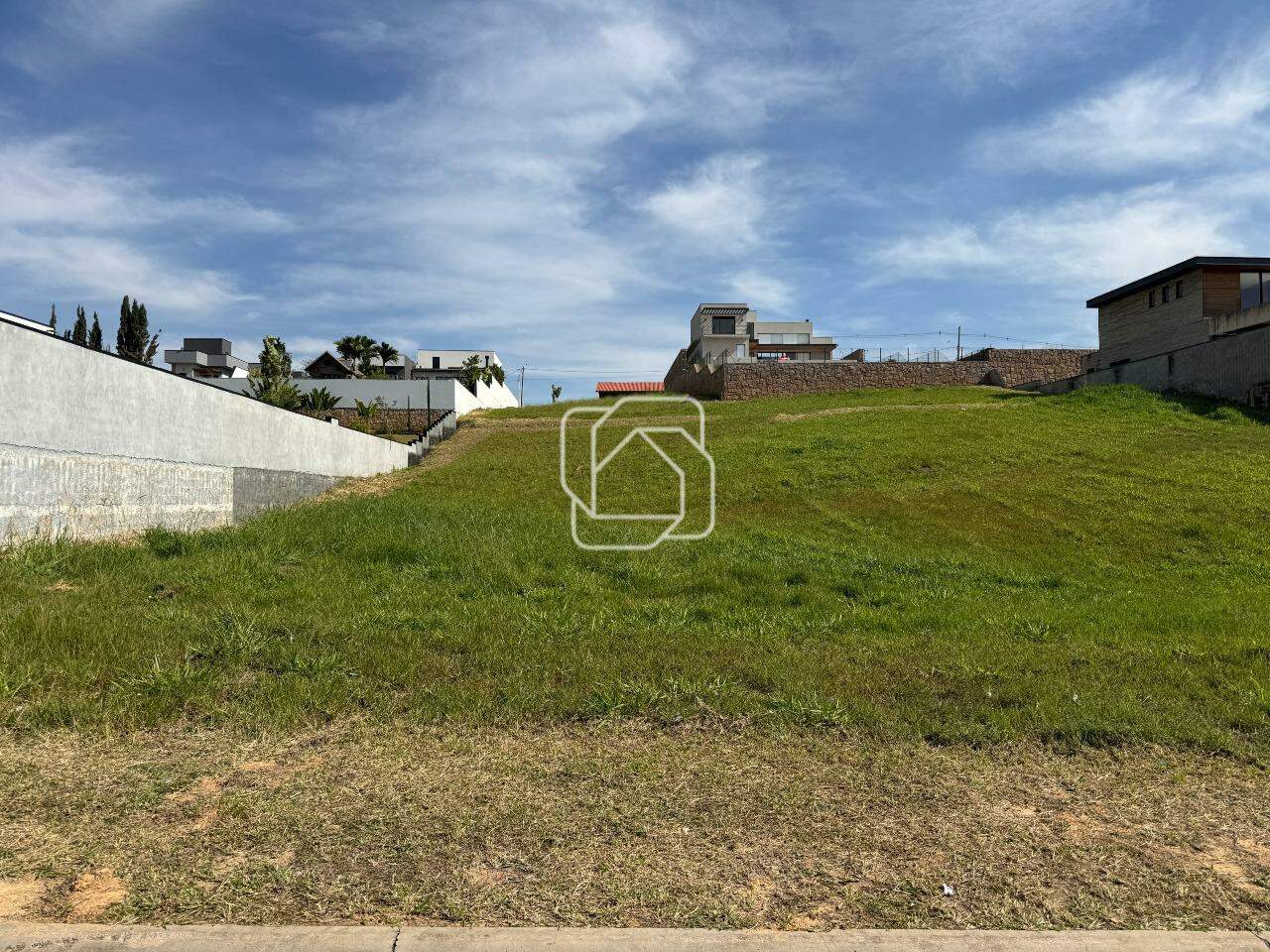 Terreno à venda em Indaiatuba - SP - Jardim Quintas da Terracota: Visão geral do terreno