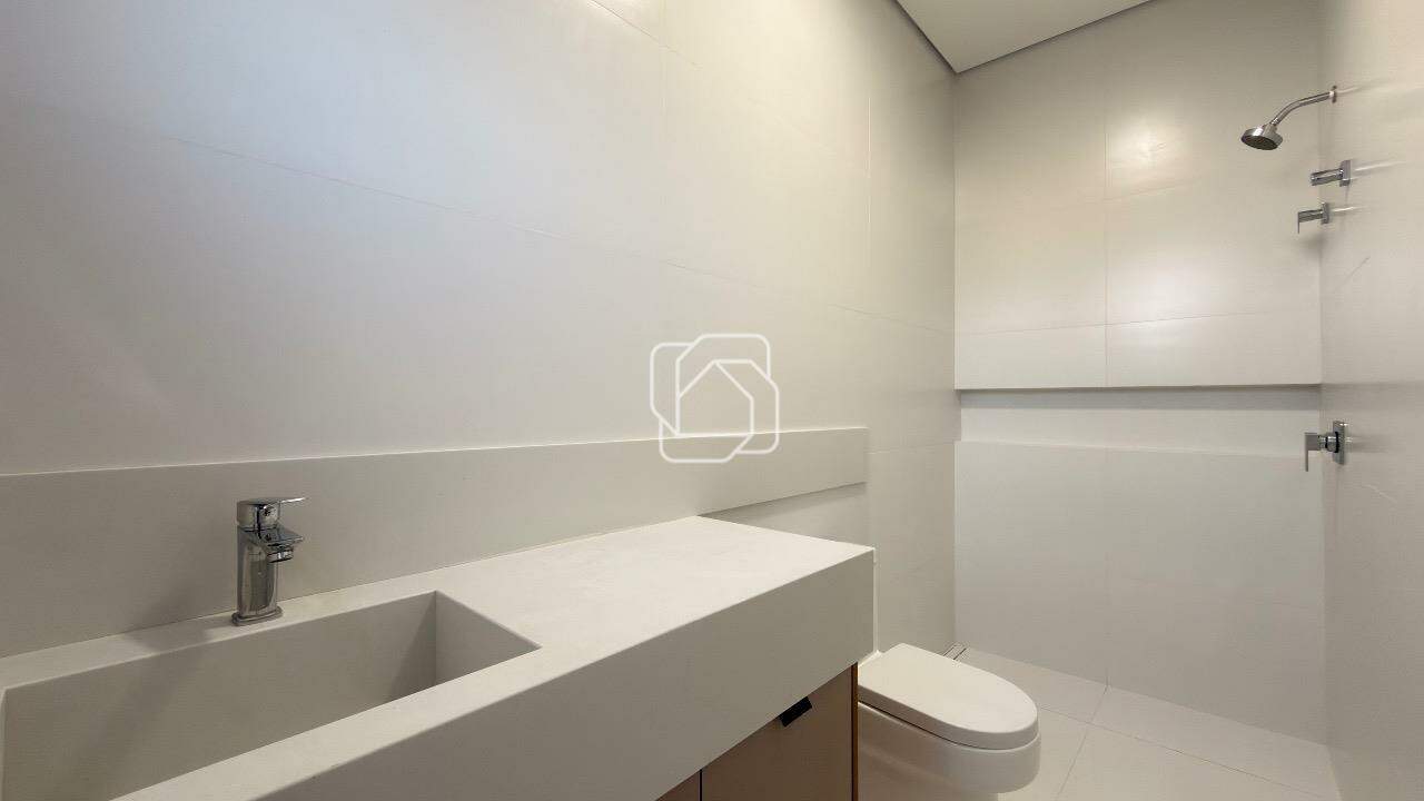 Casa de Condomínio à venda em Indaiatuba - SP - Residencial London Park: Banheiro