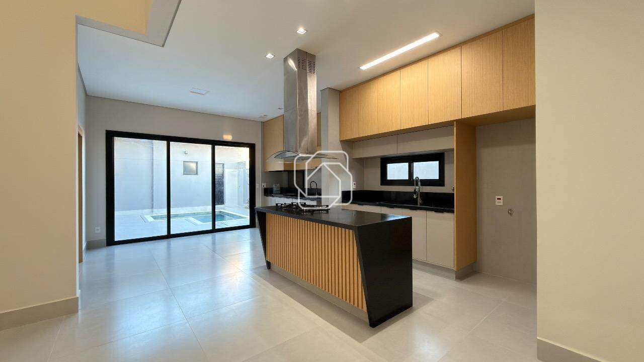 Casa de Condomínio à venda em Indaiatuba - SP - Residencial London Park: Cozinha integrada