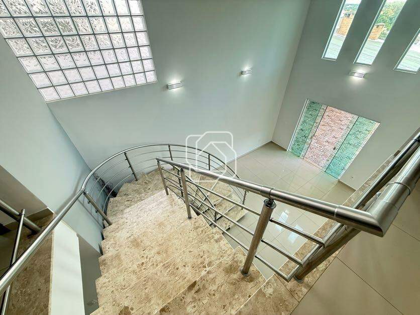 Casa de Condomínio para aluguel em Indaiatuba - SP - Jardim Portal de Itaici: Escadas