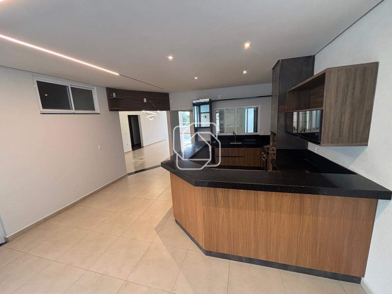 Casa de Condomínio para aluguel em Indaiatuba - SP - Vila Inglesa: