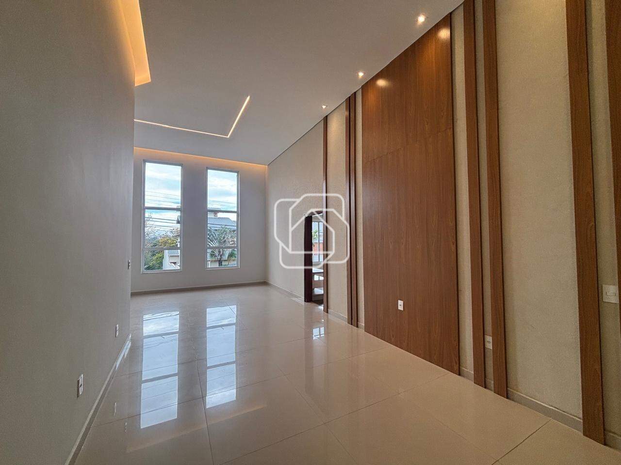 Casa de Condomínio para aluguel em Indaiatuba - SP - Vila Inglesa: 