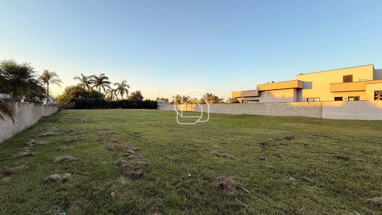 Terreno à venda em Itu - SP - Parque Village Castelo: Visão ampla do terreno