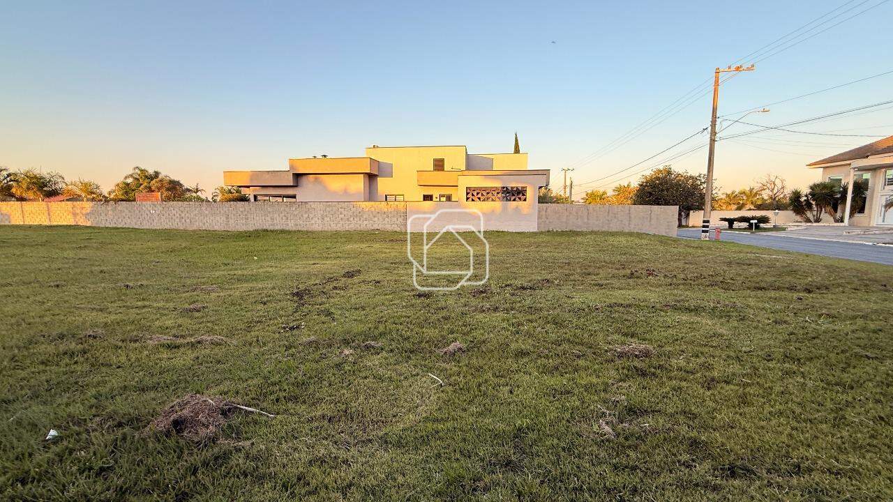 Terreno à venda em Itu - SP - Parque Village Castelo: Visão ampla do terreno