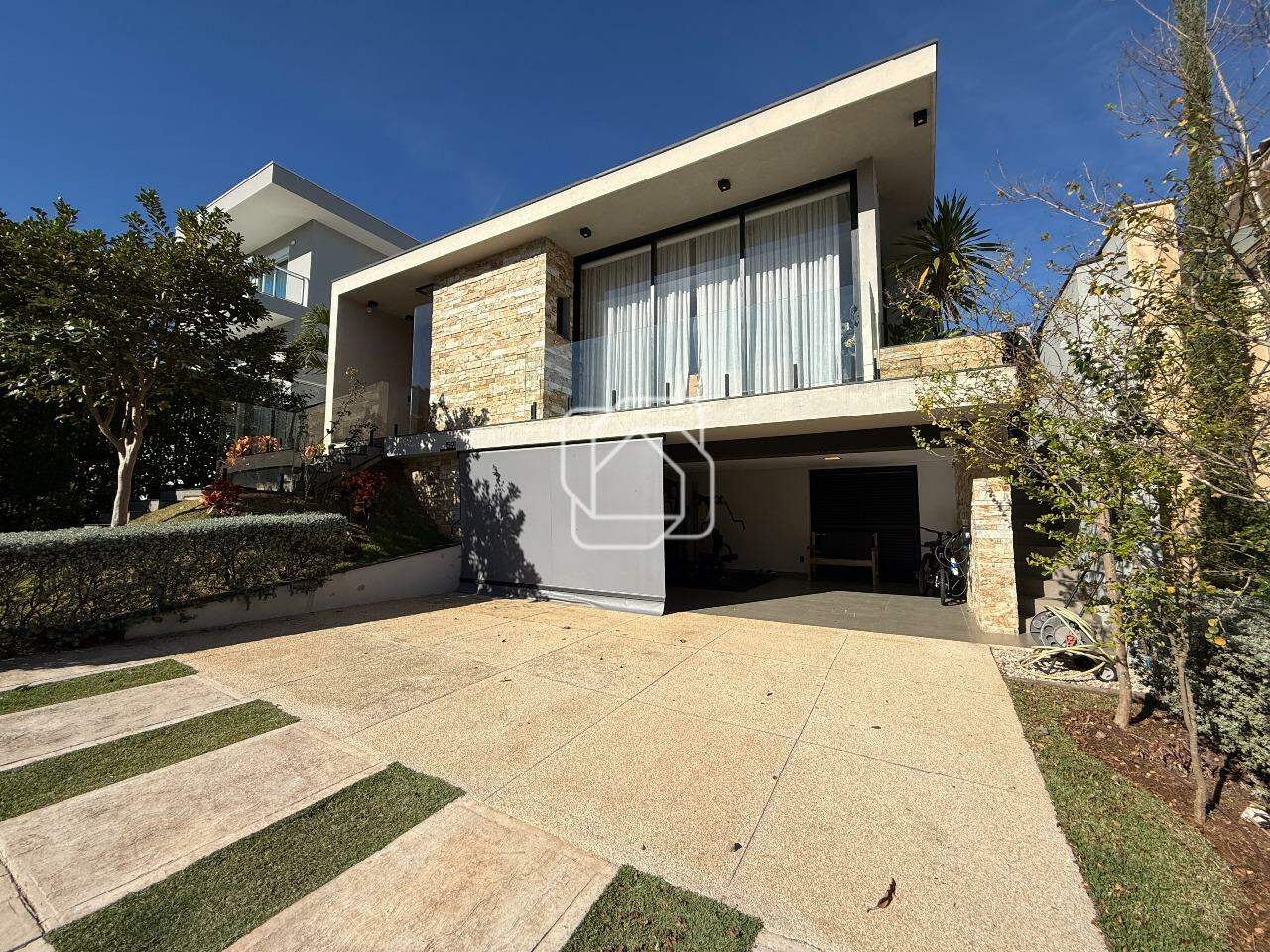 Casa de Condomínio à venda em Indaiatuba - SP - Jardim Vila Paradiso: Fachada