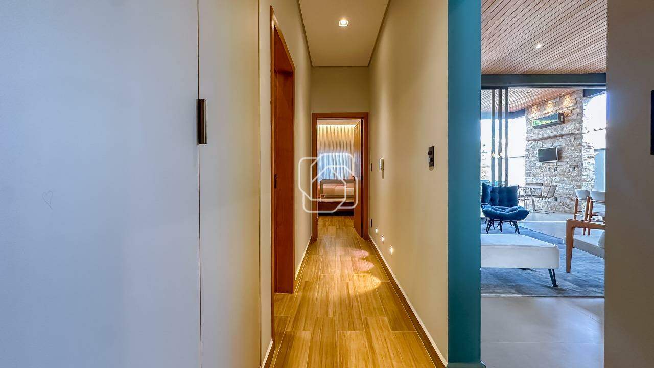 Casa de Condomínio à venda em Indaiatuba - SP - Jardim Vila Paradiso: Corredor