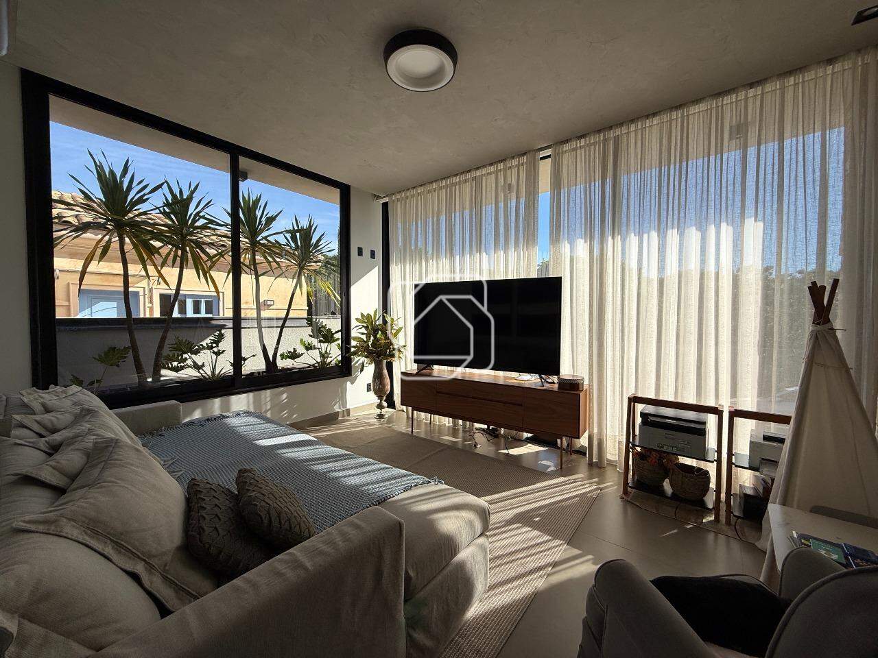 Casa de Condomínio à venda em Indaiatuba - SP - Jardim Vila Paradiso: Sala de estar