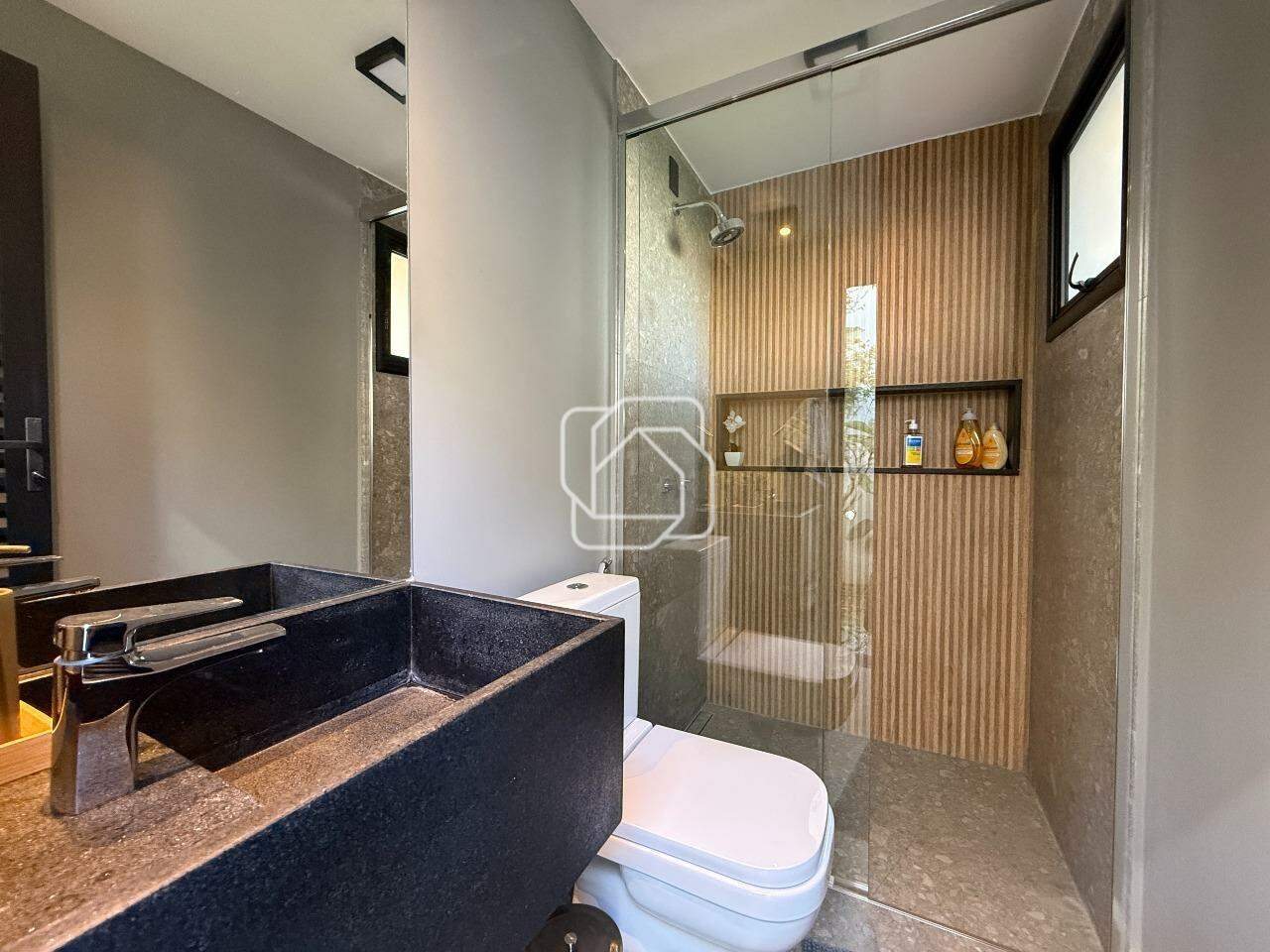 Casa de Condomínio à venda em Indaiatuba - SP - Jardim Vila Paradiso: Lavabo externo