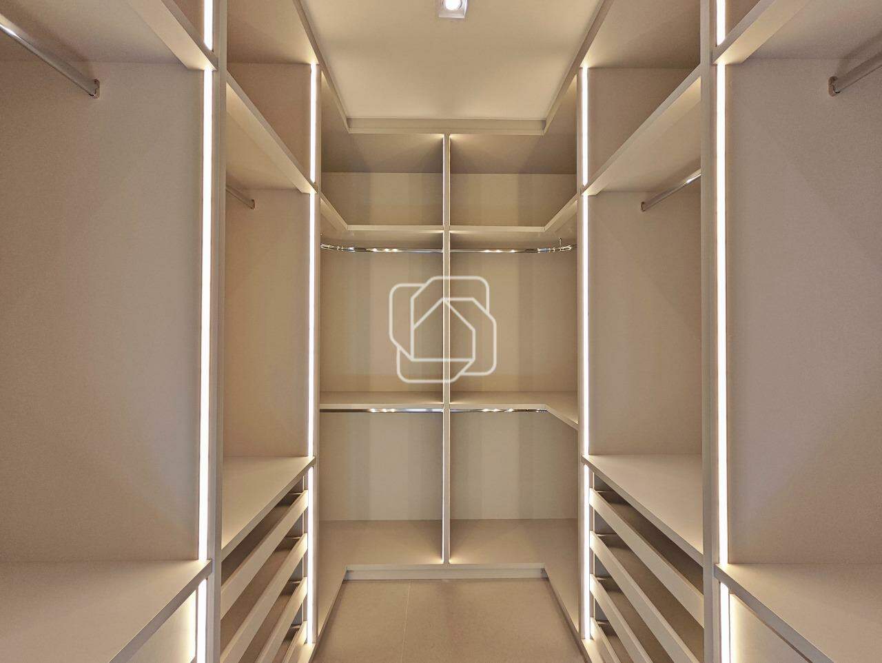 Casa de Condomínio à venda em Indaiatuba - SP - Residencial Duas Marias: Closet