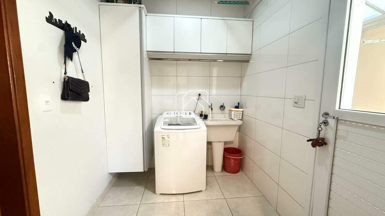 Casa de Condomínio à venda em Itu - SP - Condomínio Campos de Santo Antônio: Lavanderia