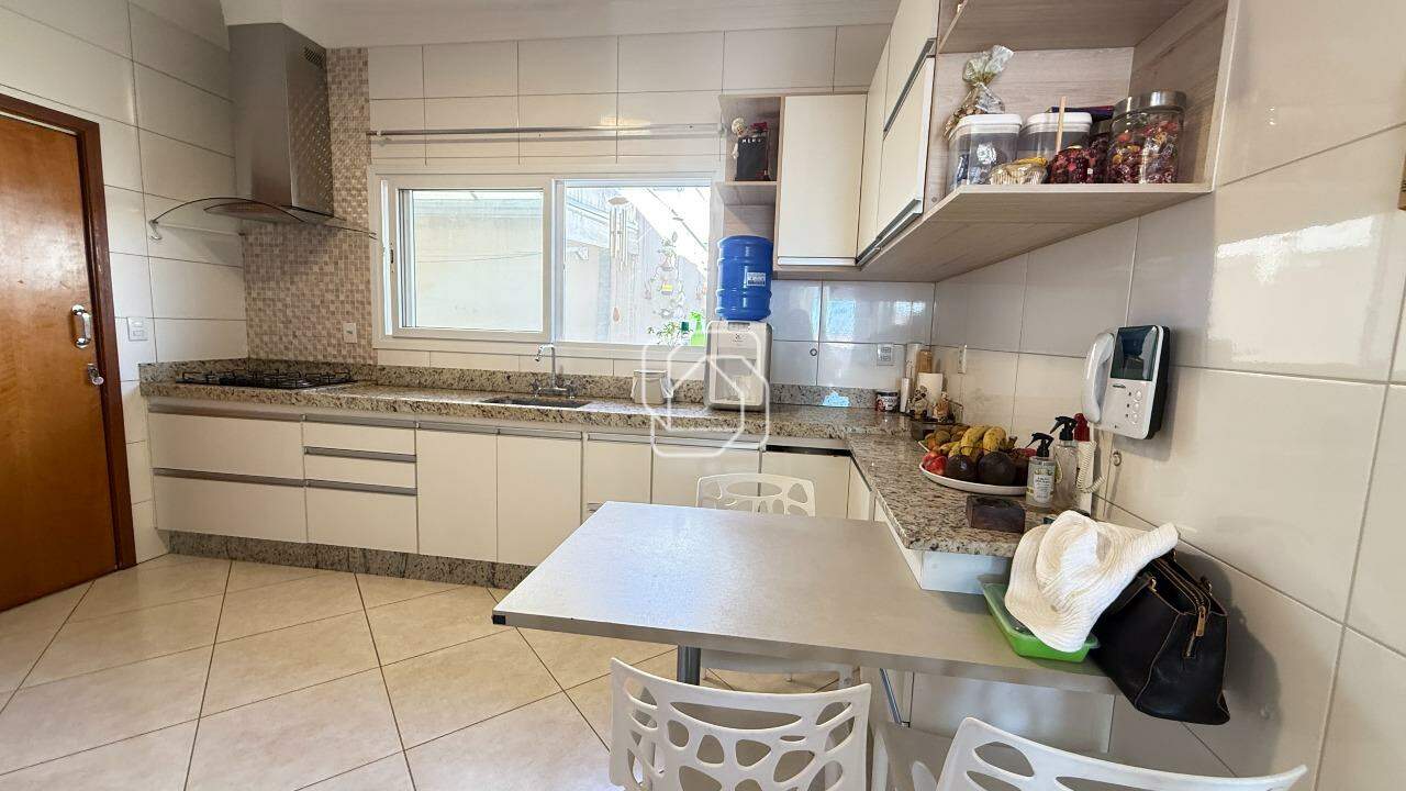 Casa de Condomínio à venda em Itu - SP - Condomínio Campos de Santo Antônio: Cozinha