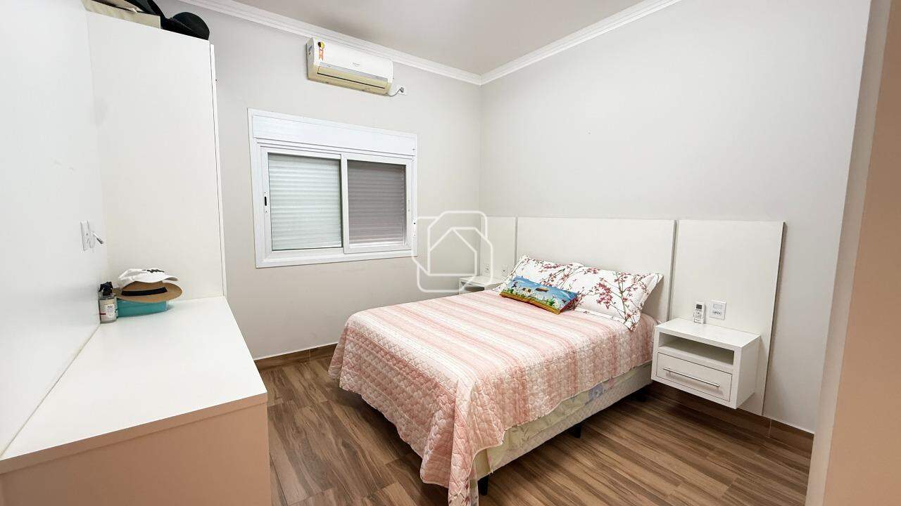 Casa de Condomínio à venda em Itu - SP - Condomínio Campos de Santo Antônio: Quarto