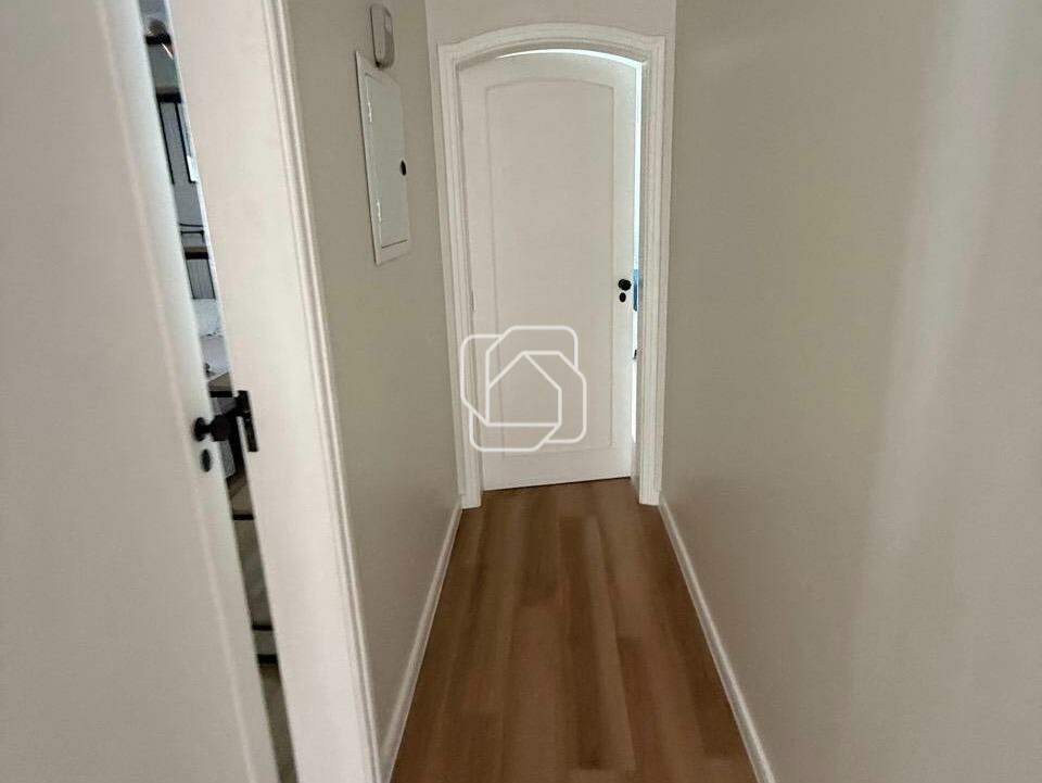 Casa de Condomínio à venda em Itu - SP - Condomínio City Castelo: Corredor interno