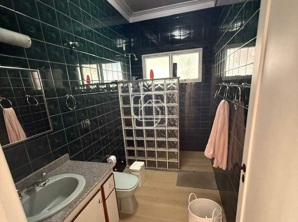 Casa de Condomínio à venda em Itu - SP - Condomínio City Castelo: Banheiro