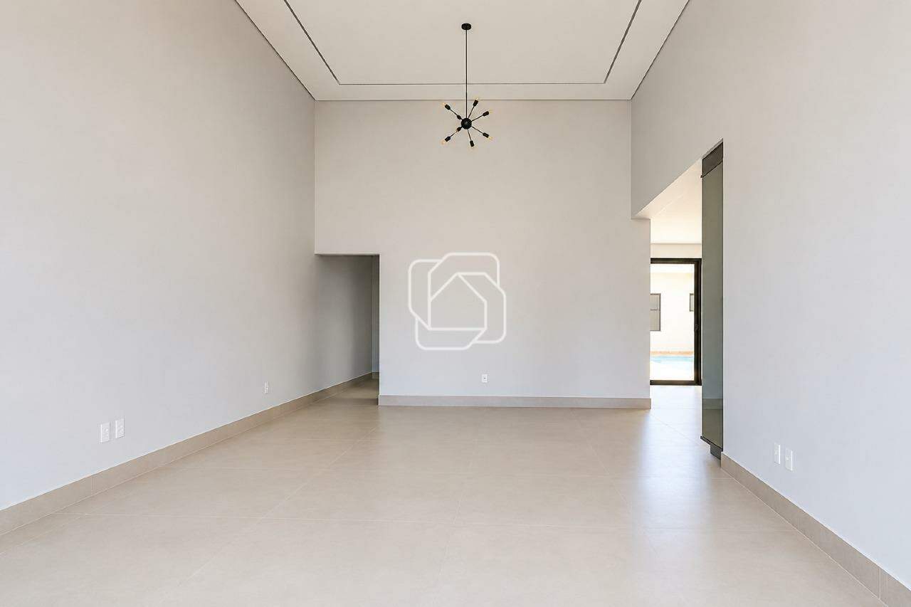 Casa de Condomínio à venda em Indaiatuba - SP - Jardim Piemonte: Sala de estar