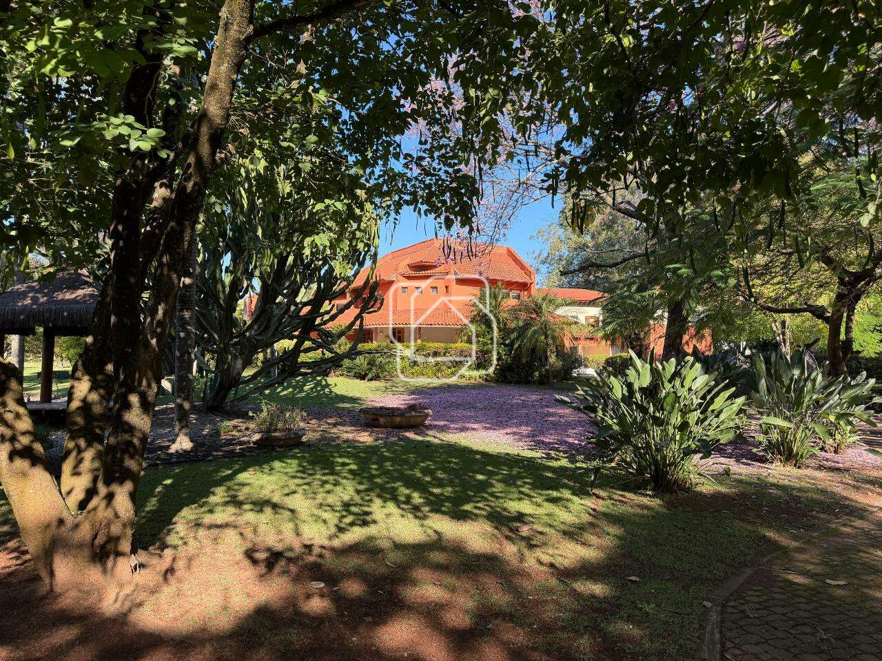 Casa de Condomínio à venda em Indaiatuba - SP - Helvetia Polo Country: Área externa