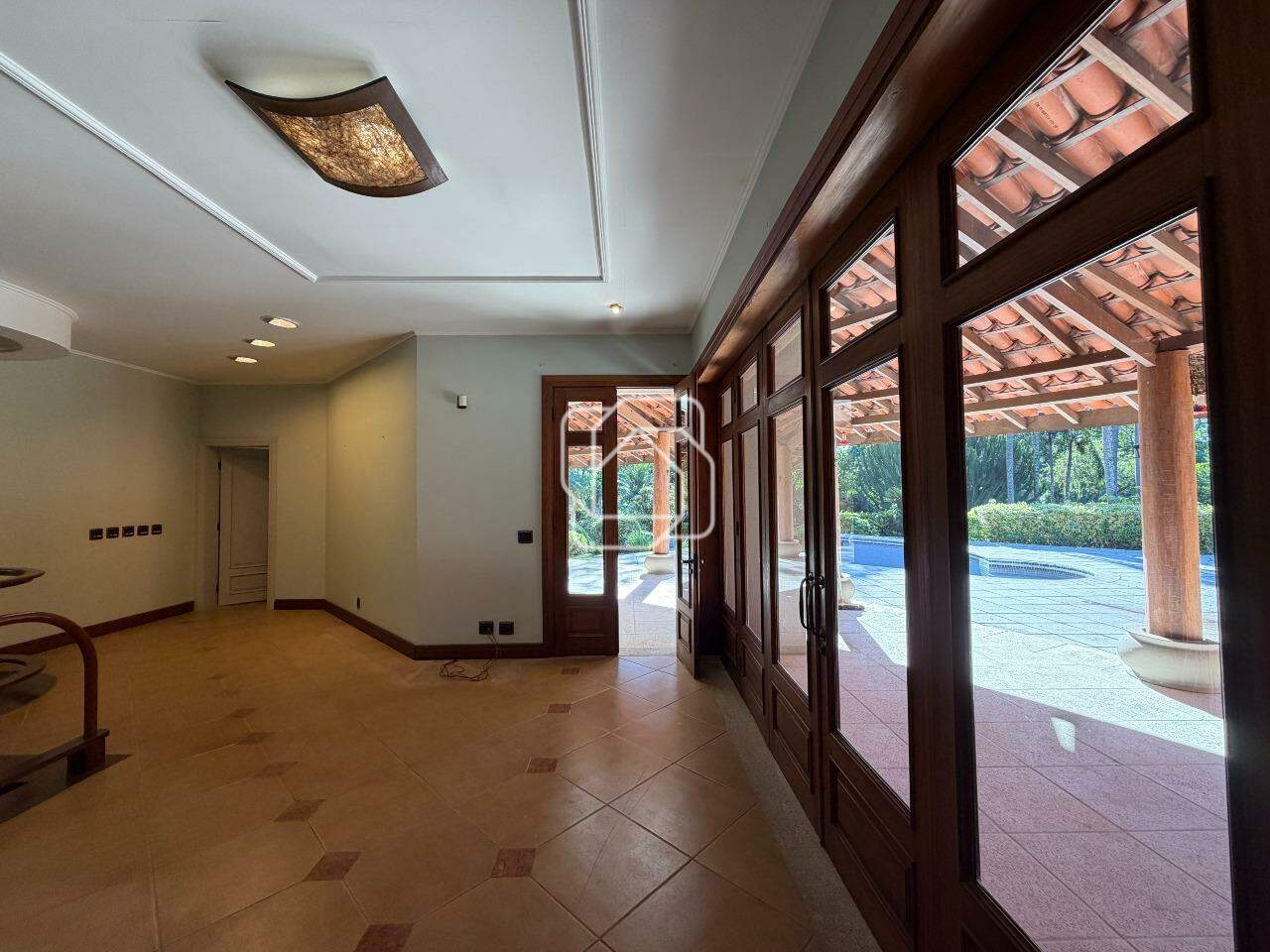 Casa de Condomínio à venda em Indaiatuba - SP - Helvetia Polo Country: Sala de jantar