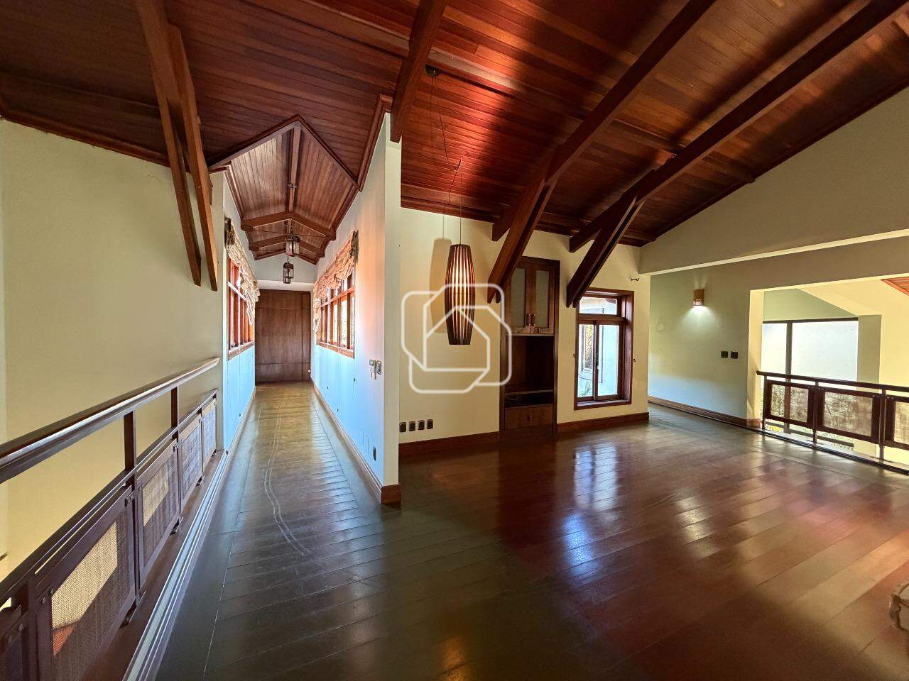 Casa de Condomínio à venda em Indaiatuba - SP - Helvetia Polo Country: Sala íntima