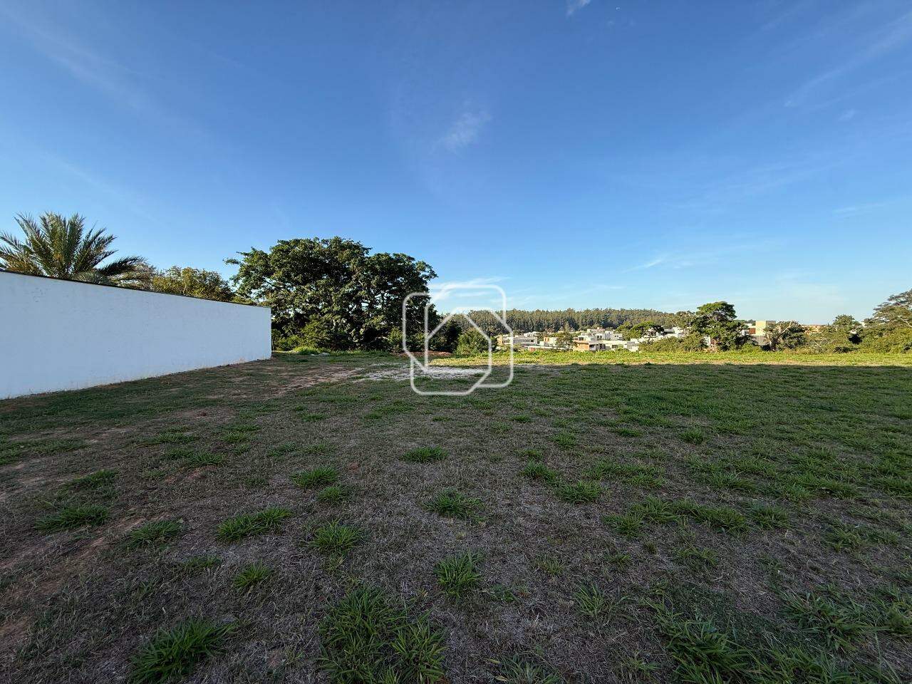 Terreno à venda em Indaiatuba - SP - Parque Villa dos Pinheiros: Visão geral do terreno