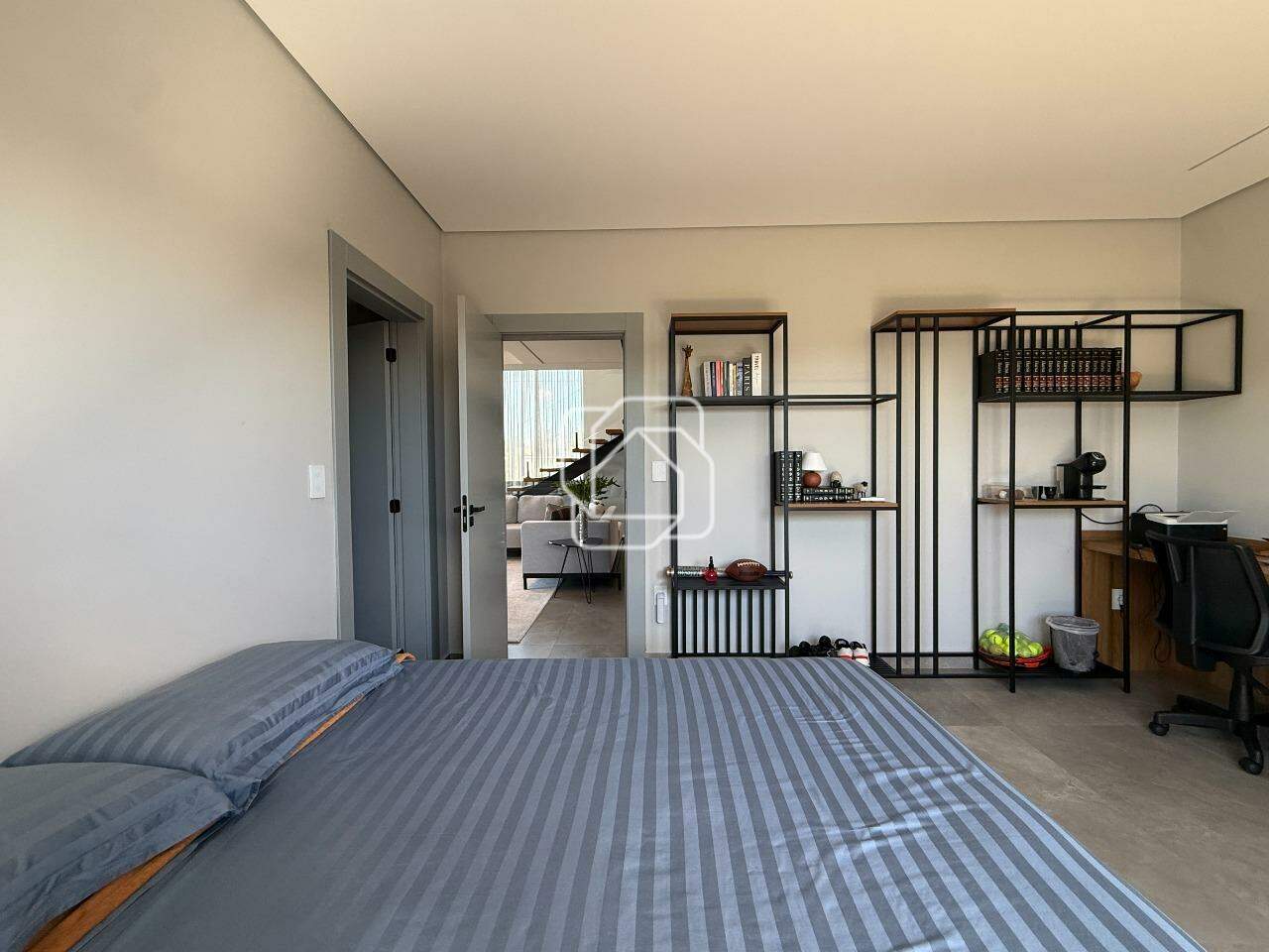 Casa de Condomínio à venda em Indaiatuba - SP - Parque Villa dos Pinheiros: Dormitório