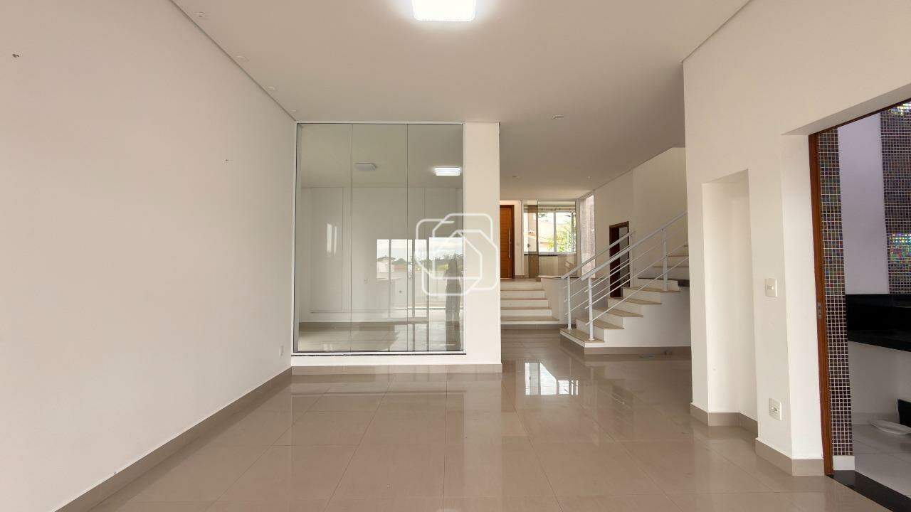 Casa de Condomínio à venda em Indaiatuba - SP - Condomínio Terra Magna: Sala de estar
