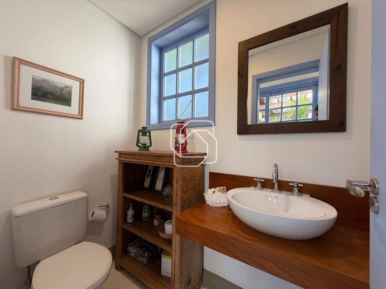 Casa de Condomínio à venda em Indaiatuba - SP - Recanto dos Pássaros: Lavabo