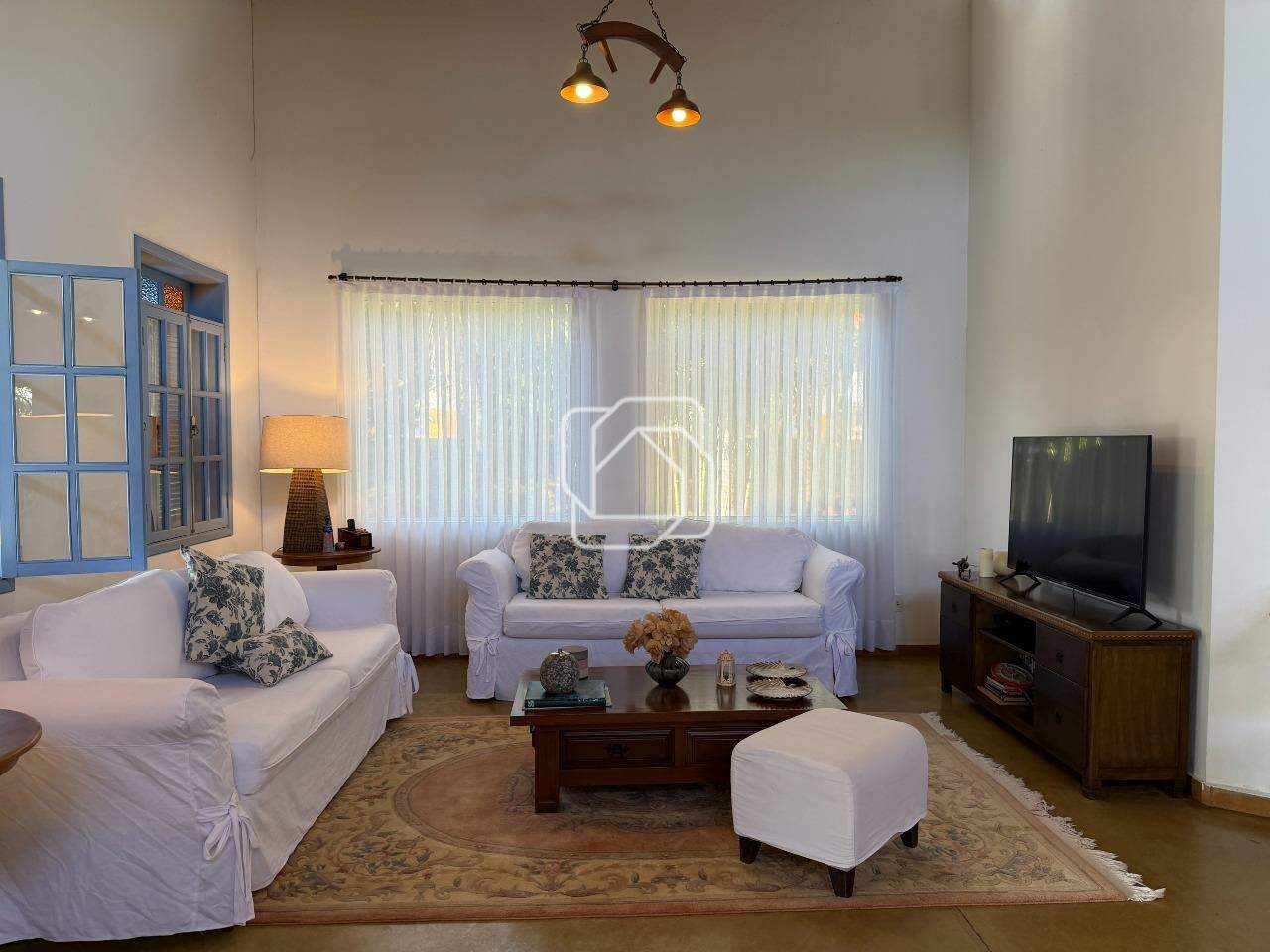 Casa de Condomínio à venda em Indaiatuba - SP - Recanto dos Pássaros: Sala de TV