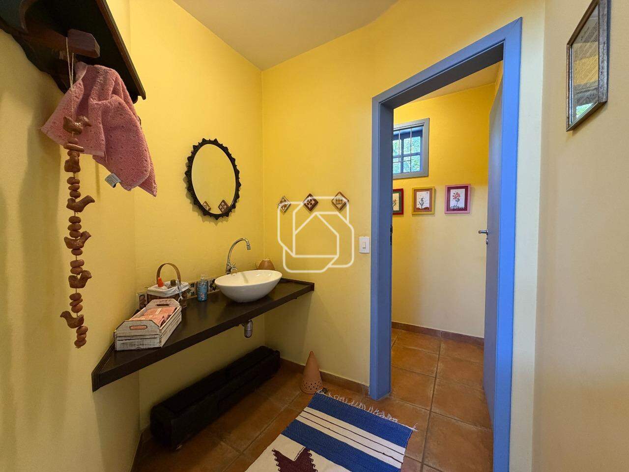 Casa de Condomínio à venda em Indaiatuba - SP - Recanto dos Pássaros: Lavabo
