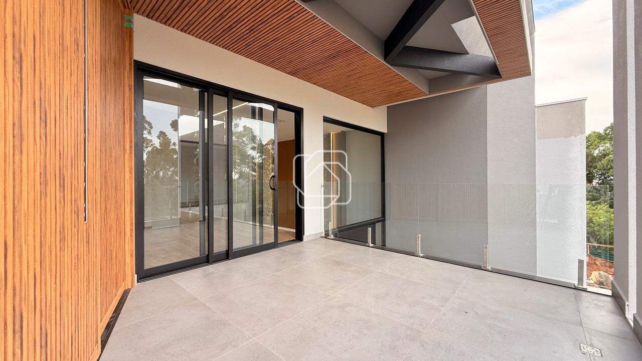 Casa de Condomínio à venda em Indaiatuba - SP - Jardim Villa Sapezal: Varanda