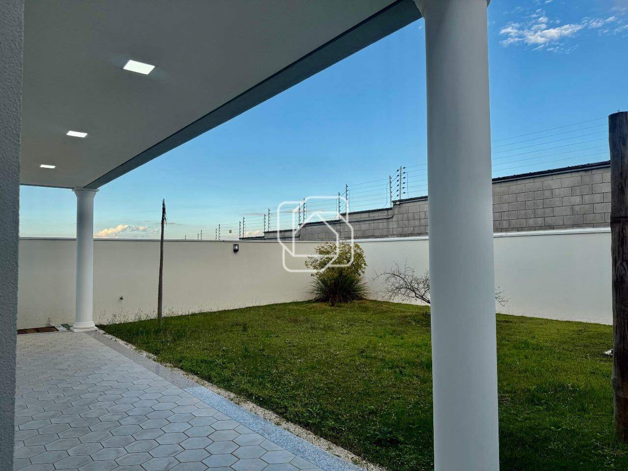 Casa de Condomínio à venda em Itu - SP - Residencial Saint Paul: Área externa