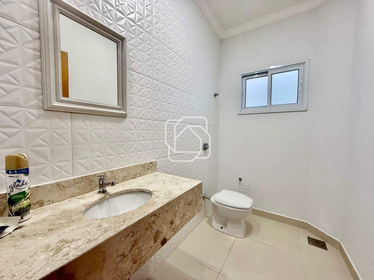Casa de Condomínio à venda em Itu - SP - Residencial Saint Paul: Banheiro