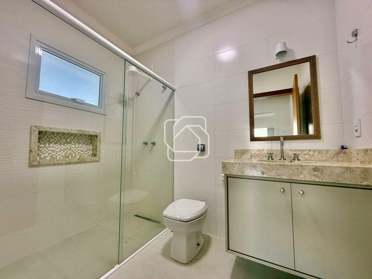 Casa de Condomínio à venda em Itu - SP - Residencial Saint Paul: Banheiro