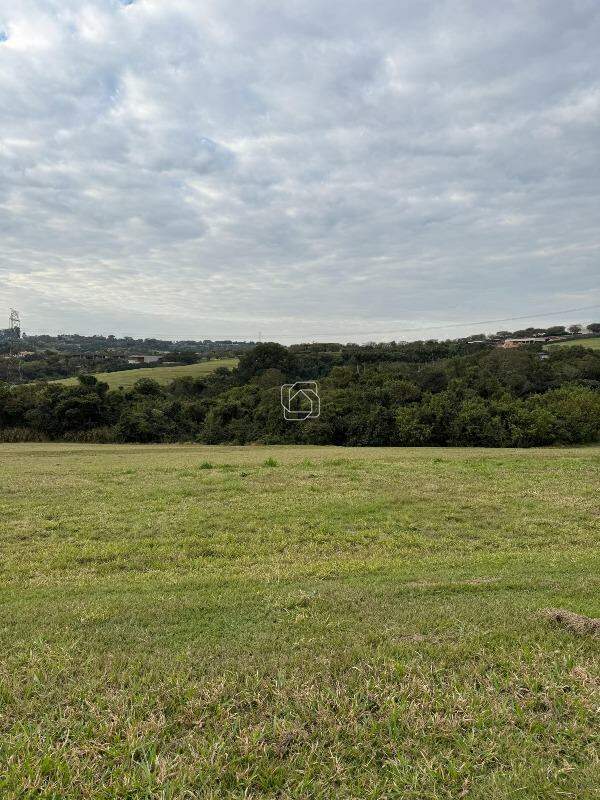 Terreno à venda em Porto Feliz - SP - Condomínio Fazenda Boa Vista: Visão ampla do terreno.