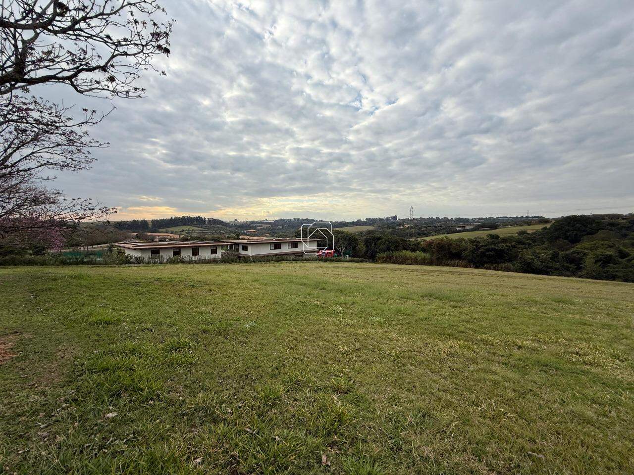 Terreno à venda em Porto Feliz - SP - Condomínio Fazenda Boa Vista: Visão ampla do terreno.