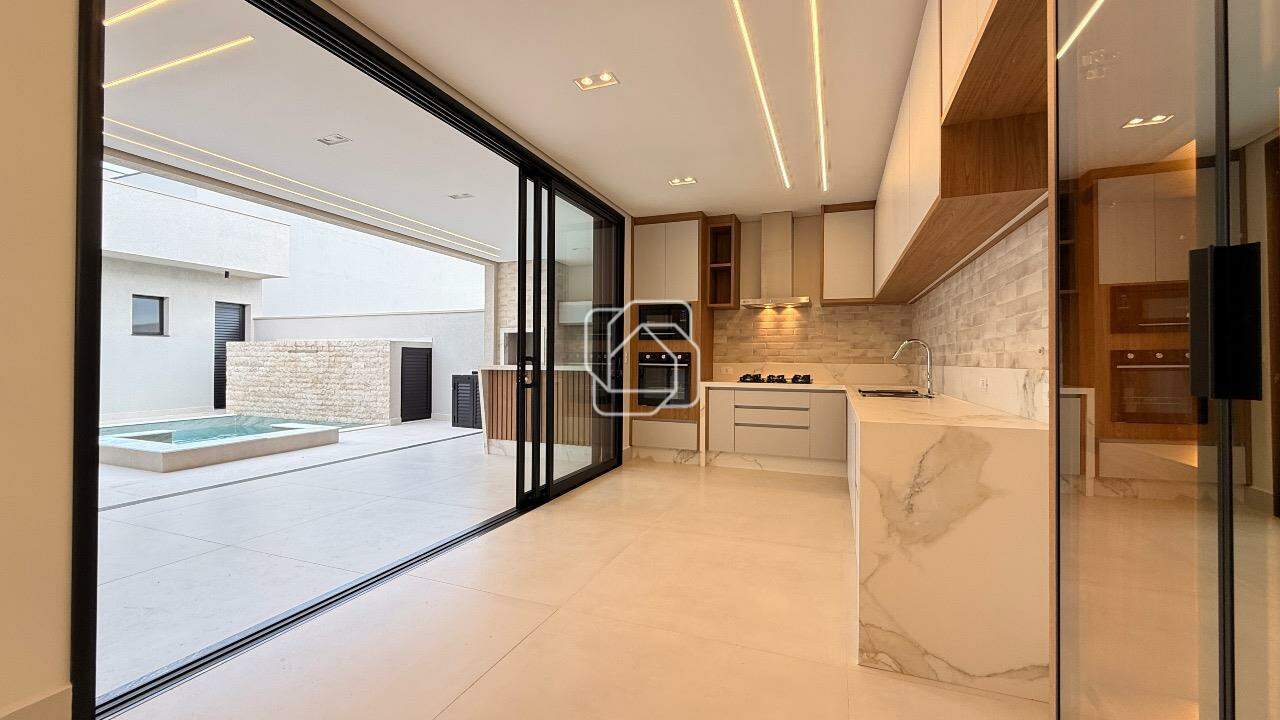 Casa de Condomínio à venda em Indaiatuba - SP - Jardim Residencial Dona Maria Cândida: Cozinha integrada