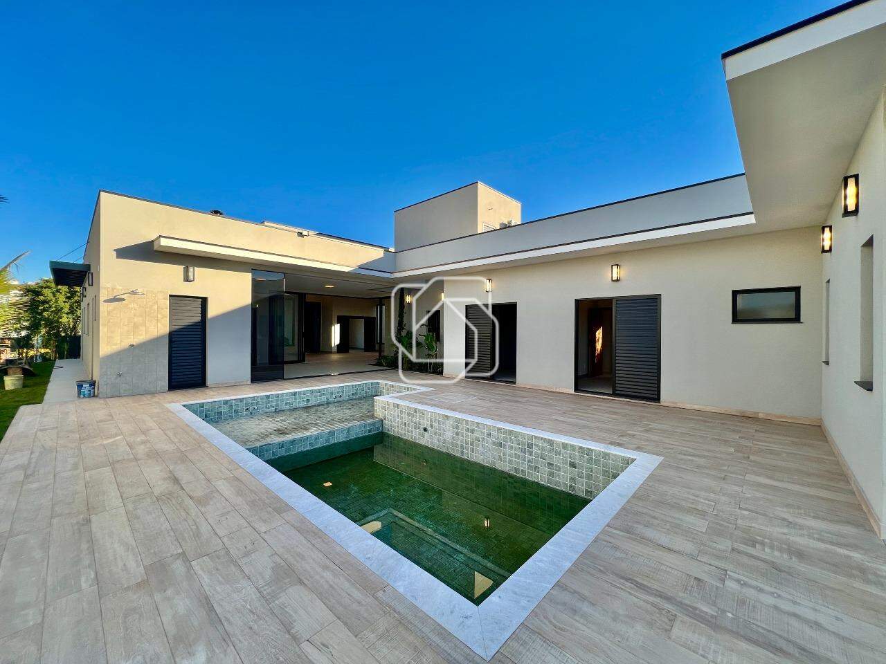 Casa de Condomínio à venda em Itu - SP - Residencial Parque Campos de Santo Antônio II: Área da piscina
