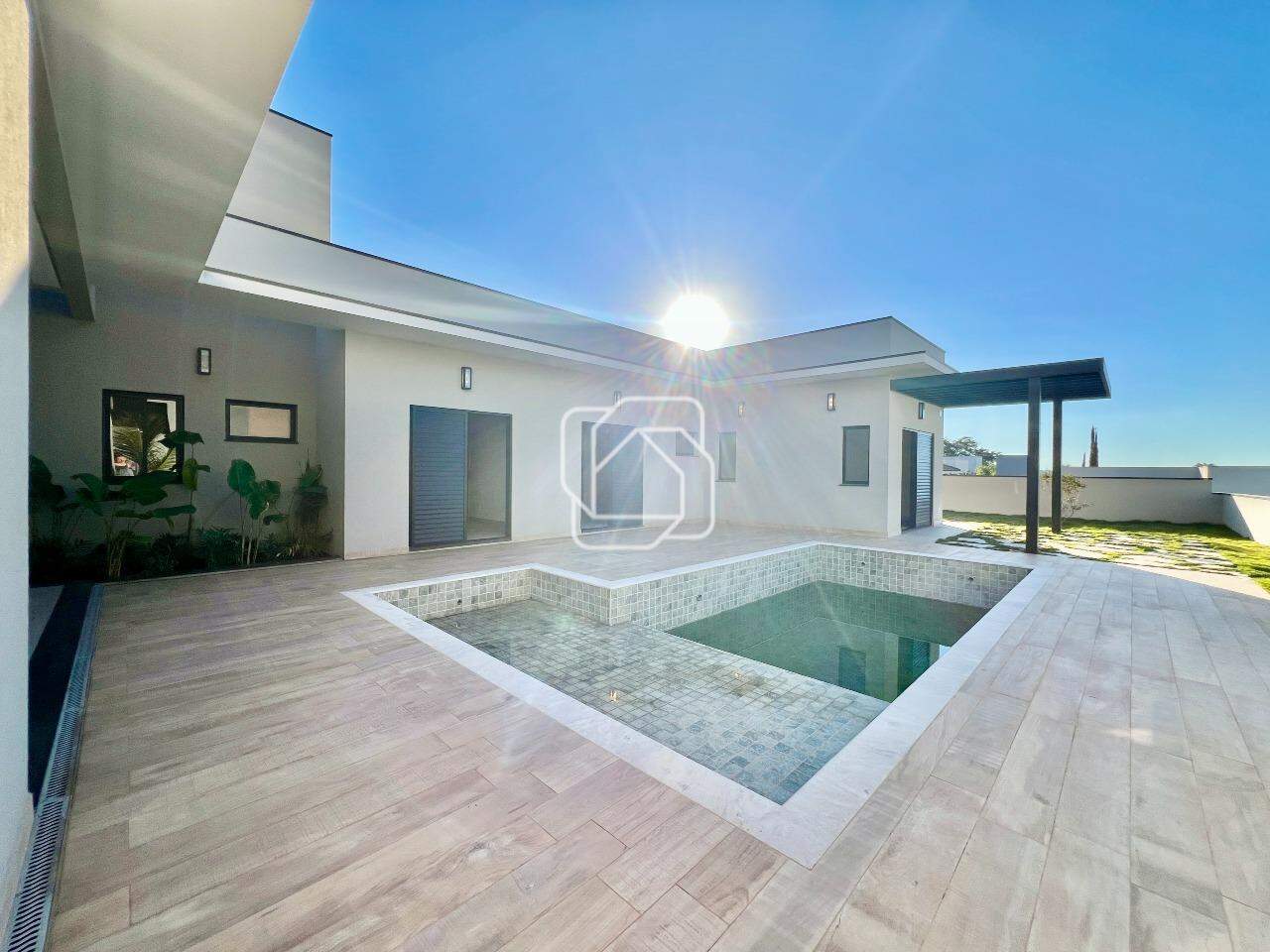 Casa de Condomínio à venda em Itu - SP - Residencial Parque Campos de Santo Antônio II: Área da piscina