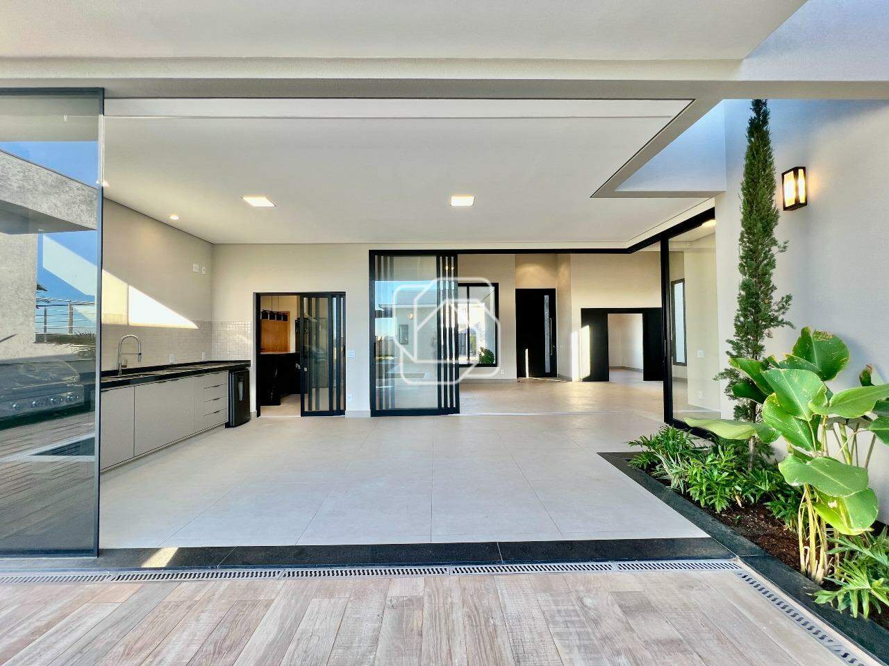 Casa de Condomínio à venda em Itu - SP - Residencial Parque Campos de Santo Antônio II: Área integrada