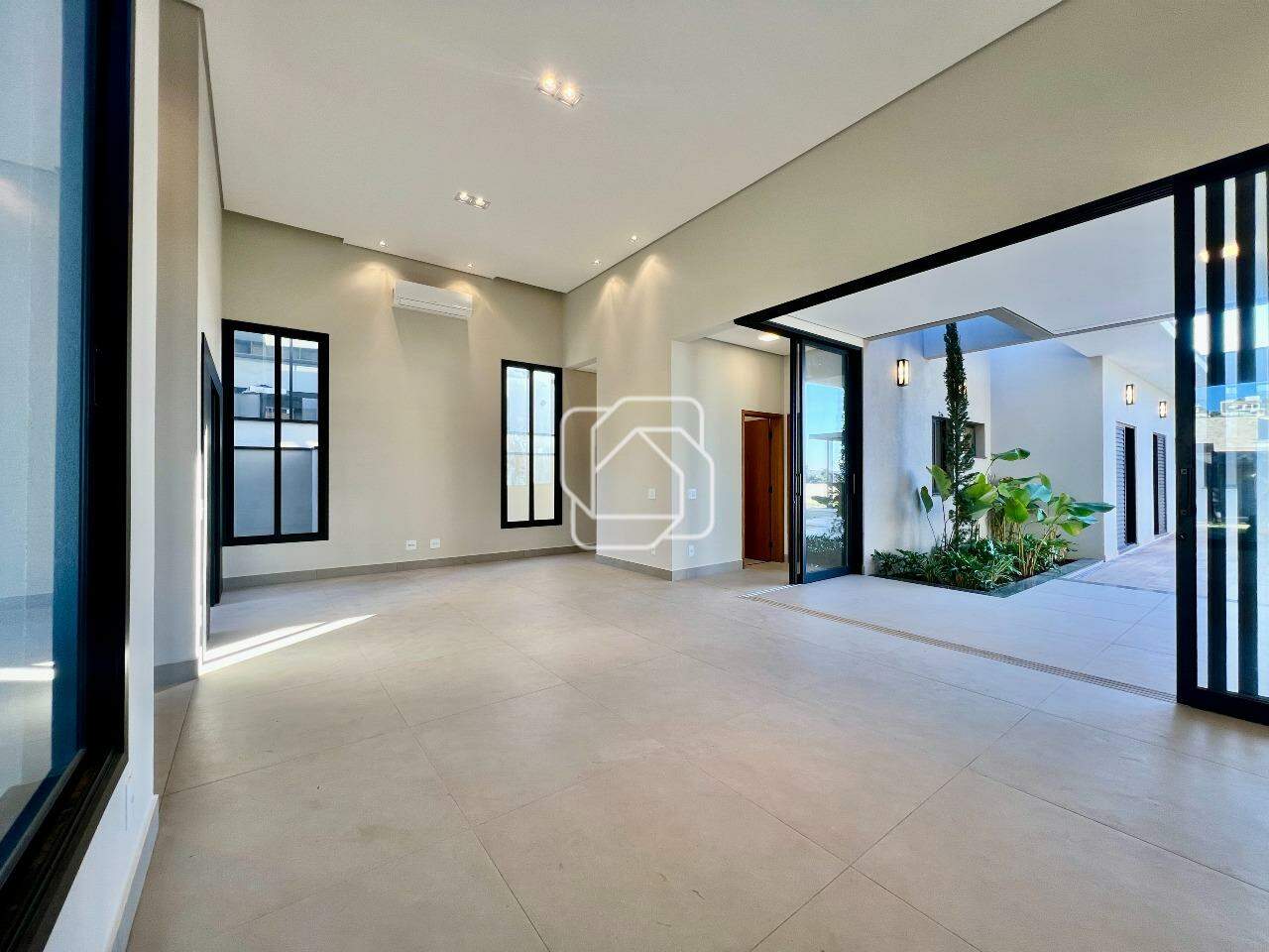 Casa de Condomínio à venda em Itu - SP - Residencial Parque Campos de Santo Antônio II: Área integrada