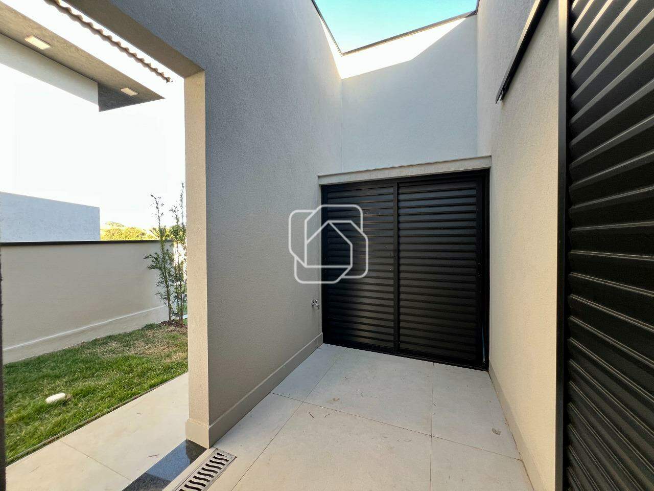 Casa de Condomínio à venda em Itu - SP - Residencial Parque Campos de Santo Antônio II: Área externa
