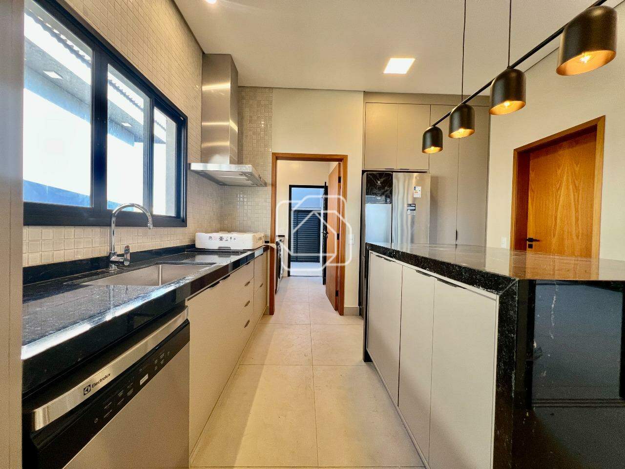 Casa de Condomínio à venda em Itu - SP - Residencial Parque Campos de Santo Antônio II: Cozinha