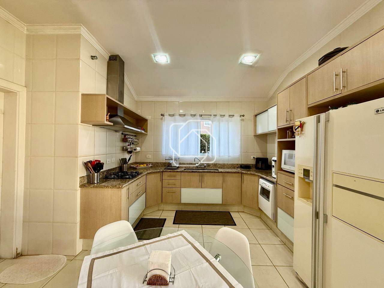 Casa de Condomínio à venda em Itu - SP - Bairro Campos de Santo Antônio: Cozinha