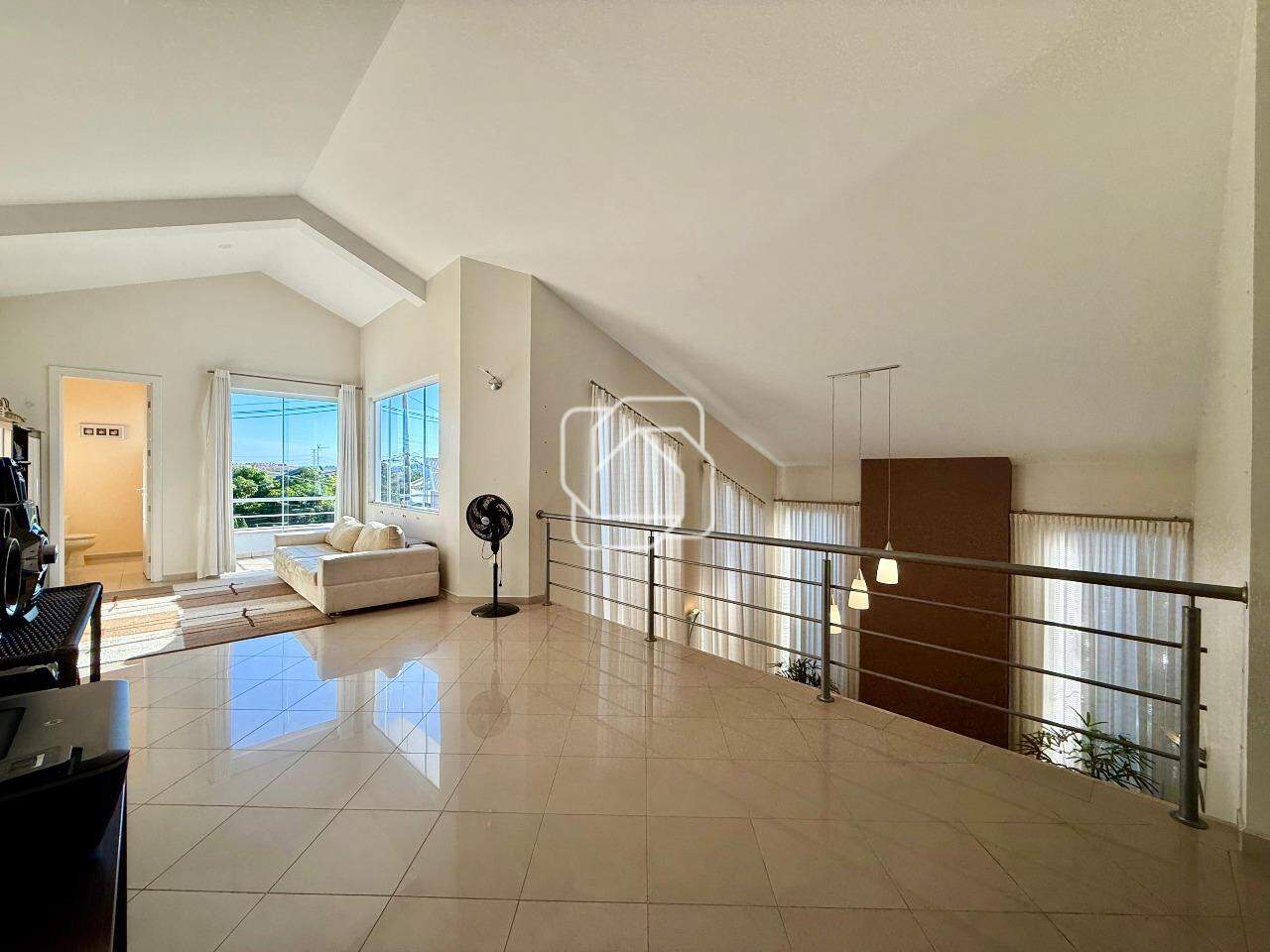 Casa de Condomínio à venda em Itu - SP - Bairro Campos de Santo Antônio: Hall