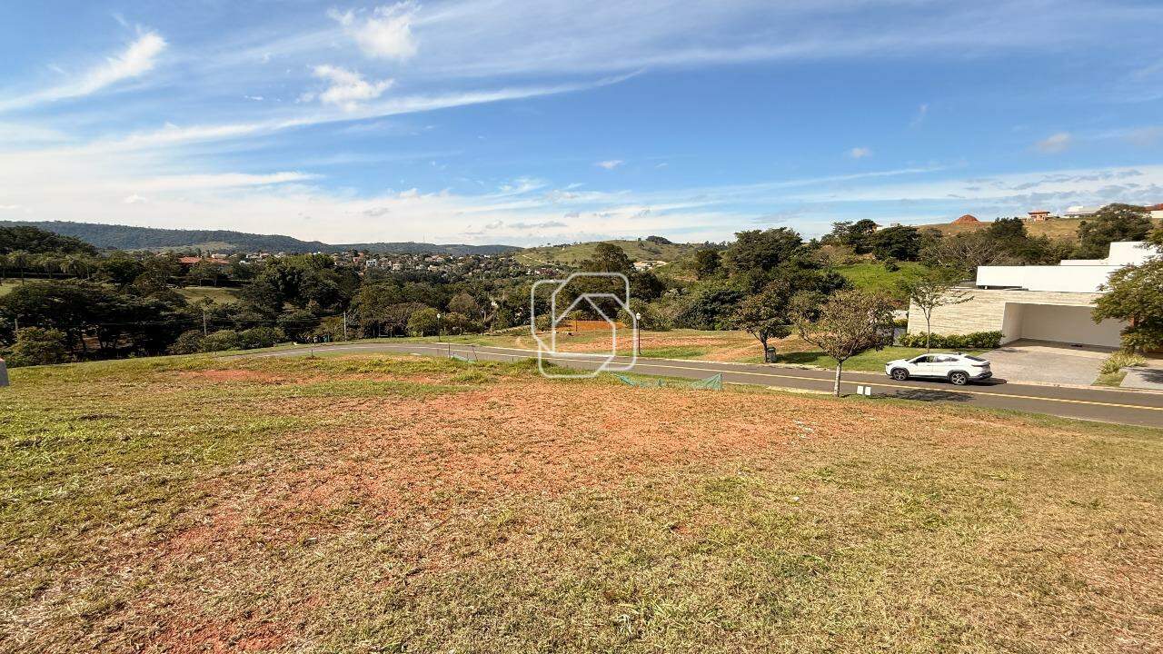 Terreno à venda em Itu - SP - Residencial Parque Campos de Santo Antônio II: Visão ampla do terreno.