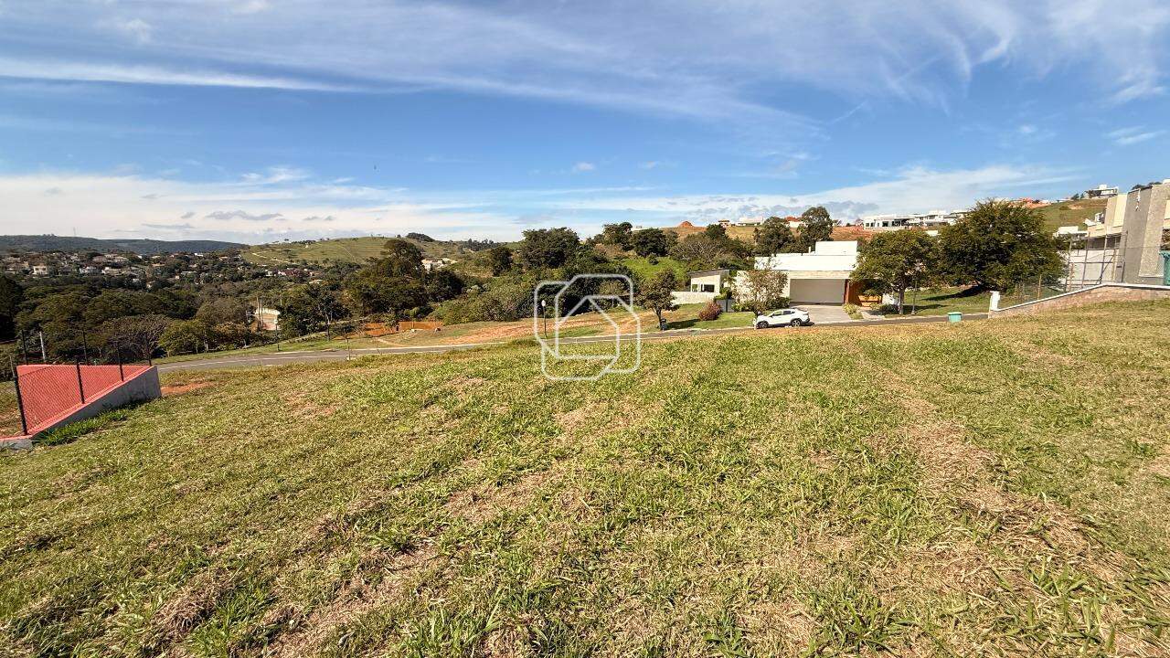 Terreno à venda em Itu - SP - Residencial Parque Campos de Santo Antônio II: Visão ampla do terreno.