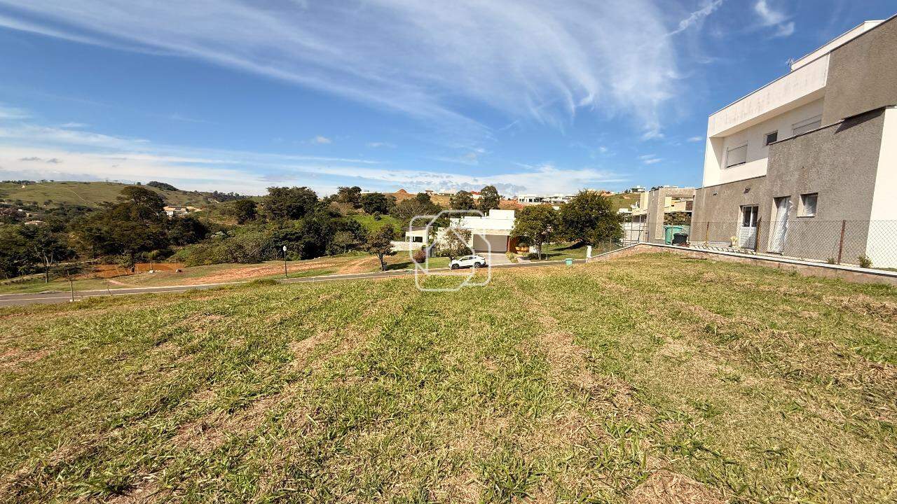 Terreno à venda em Itu - SP - Residencial Parque Campos de Santo Antônio II: Visão ampla do terreno.