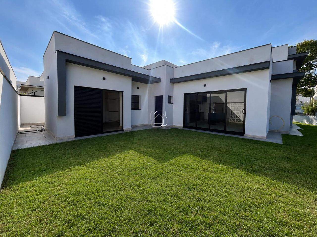 Casa de Condomínio para aluguel em Salto - SP - Residencial Lagos D’Icaraí: 