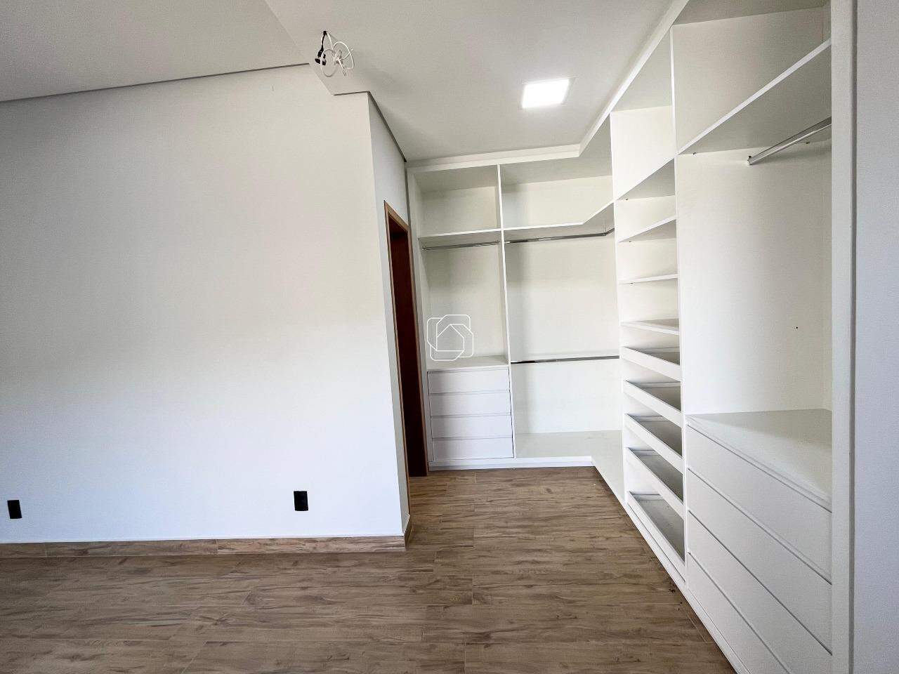 Casa de Condomínio para aluguel em Salto - SP - Residencial Lagos D’Icaraí: